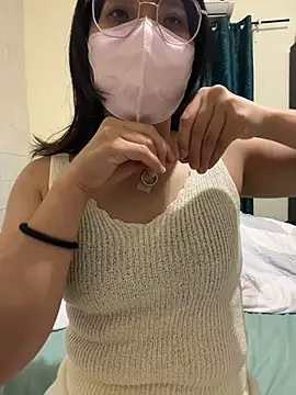 yourbootygirl online show from June 8, 1:56 pm