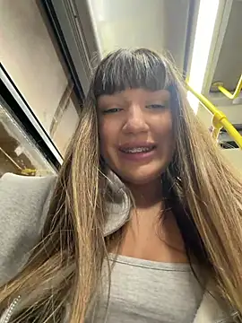 Sophie Avory online show from February 10, 4:54 pm