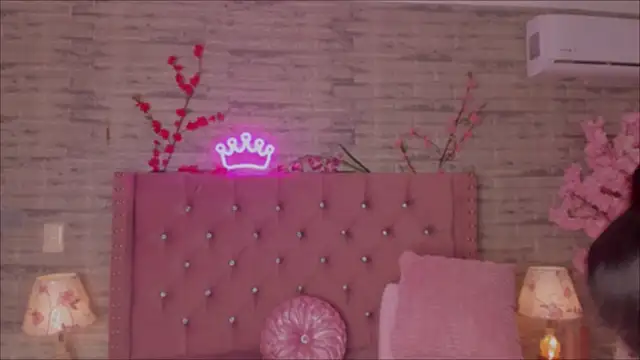 Mia Jansen online show from September 28, 2:33 pm