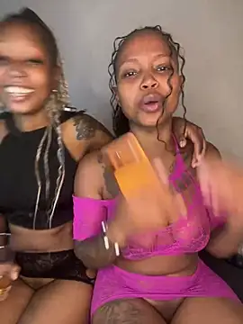 InkLady444 online show from February 19, 4:17 pm