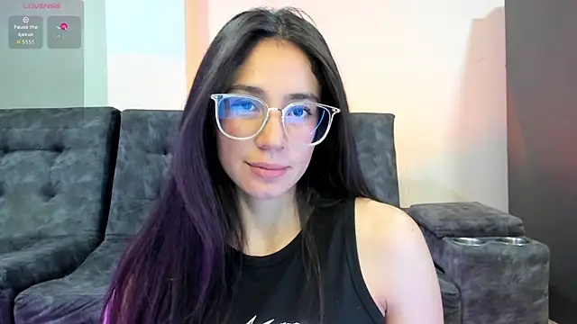 emmadiaz1 online show from March 30, 12:21 am