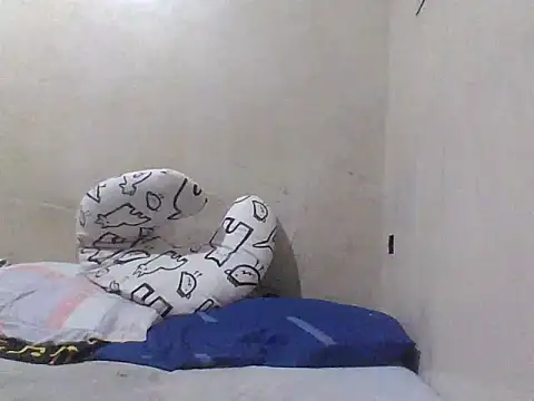 Sweetchuby1995 online show from July 28, 2:05 pm