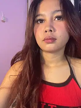 ursweet babygirl online show from April 11, 4:32 pm