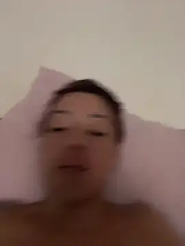 leelecarolinna online show from October 9, 7:12 am