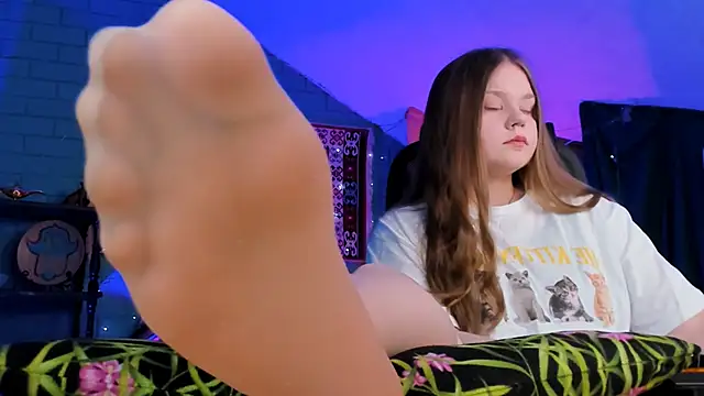 footfetish baby online show from March 5, 4:58 pm