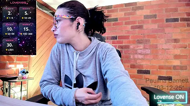 paulinabarnett- online show from December 4, 4:59 am