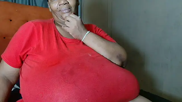 tinagiant online show from February 26, 8:41 pm