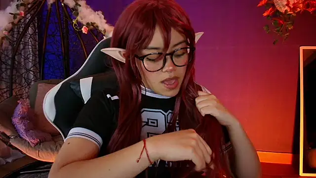 vanelope11 online show from April 11, 7:45 am