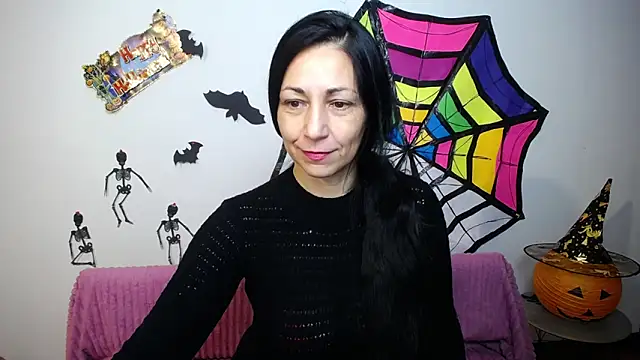 LiluGrants online show from October 25, 6:26 pm