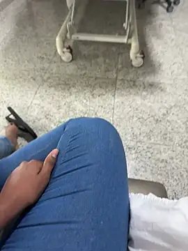 Mannusafadinha online show from February 19, 12:48 pm