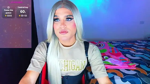 AllisonsweetZ online show from February 9, 4:53 pm