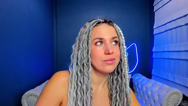 rock n roxy online show from December 18, 1:32 am