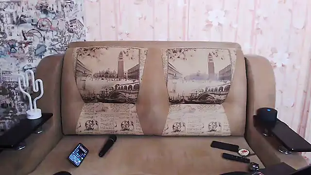 Snapshot of Miya_Wey_ chatting on October 10, 5:51 pm Miya Wey  online show from October 10, 5:51 pm