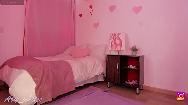 AbyWhitee online show from September 14, 12:36 pm