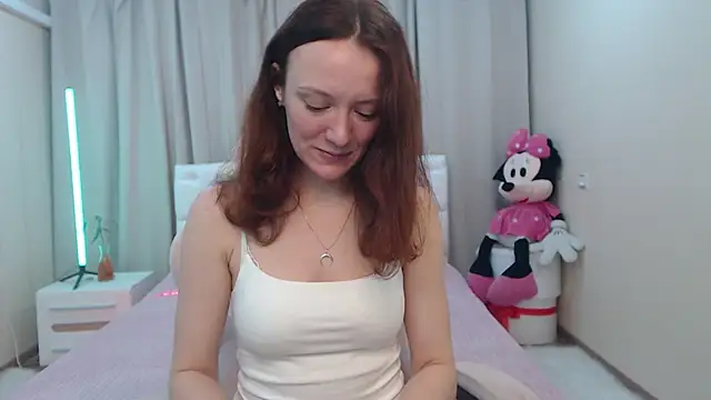 BarbaraStily online show from May 13, 8:09 am