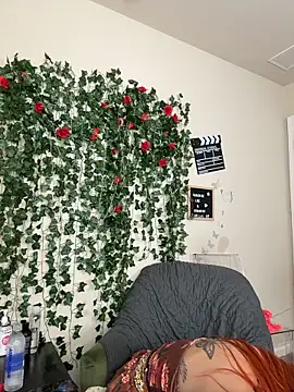 butterflybootyy online show from November 27, 2:20 pm