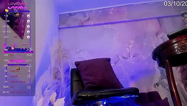 Dani Sweet Ts online show from October 3, 10:59 pm