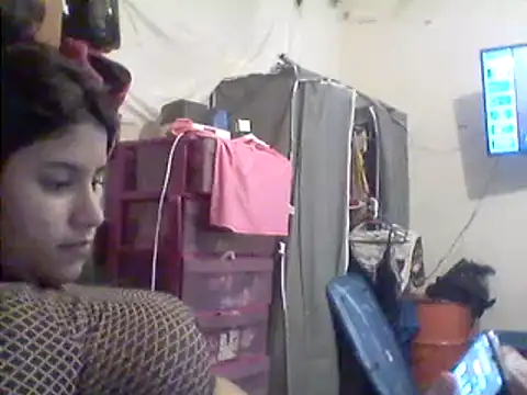 SINUECASTILLO online show from December 2, 9:21 am