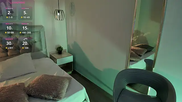 escarleth   online show from October 25, 1:52 pm