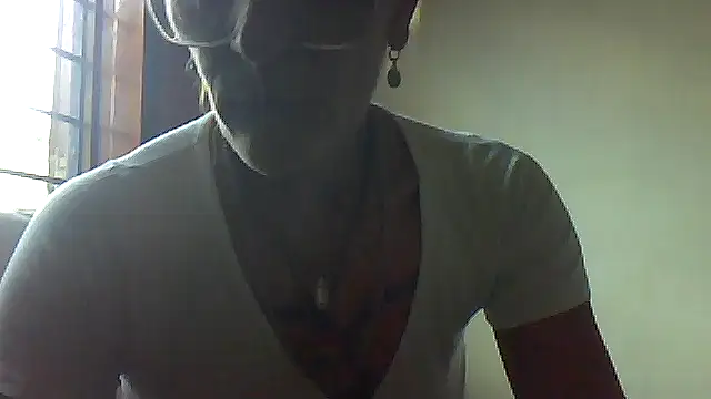 sabinytahot online show from November 3, 5:28 pm