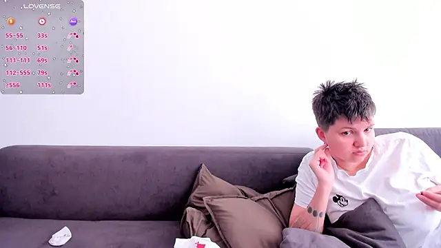 jessica tenderly online show from April 16, 1:33 pm