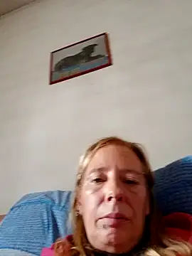 Snapshot of Ladykiss833 chatting on September 9, 1:33 pm Ladykiss833 online show from September 9, 1:33 pm