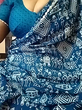 MONA DARLING31 online show from September 22, 4:33 am