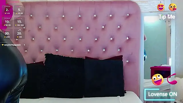 KikiSweet08 online show from December 15, 5:23 am