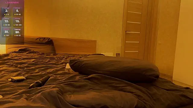 julya flowerss online show from February 13, 6:20 pm