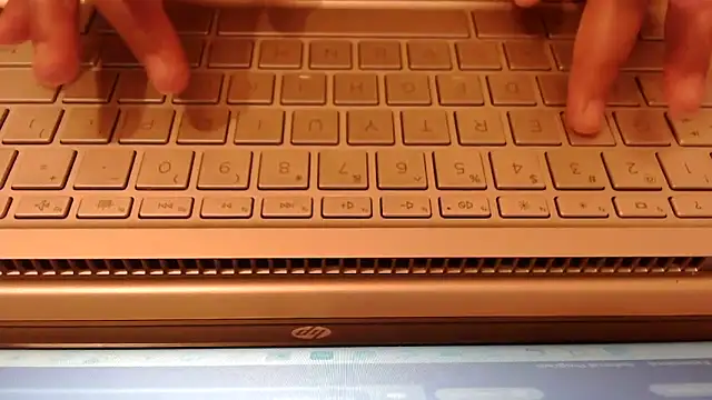 Snapshot of ANANYA-TIWARI chatting on September 27, 7:15 am ANANYA-TIWARI online show from September 27, 7:15 am