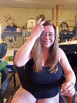 MsShelby40 online show from April 14, 11:16 pm