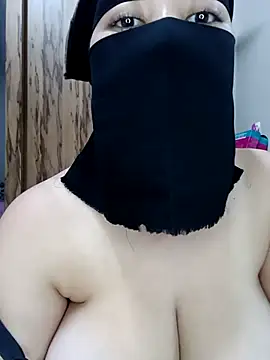 Snapshot of Hot_NoNa chatting on October 12, 6:10 pm Hot NoNa online show from October 12, 6:10 pm