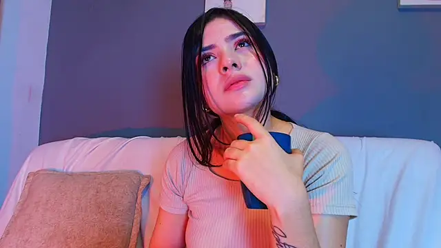 adara johnson   online show from March 28, 12:15 pm