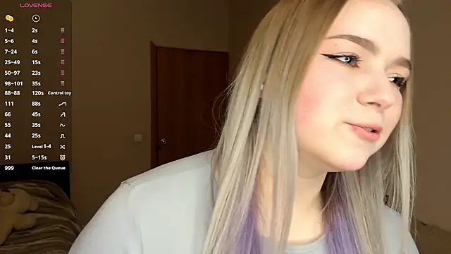 ZaraCreedon online show from February 7, 7:07 pm