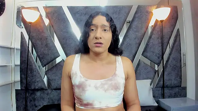 Alison Chan  online show from October 3, 2:00 pm