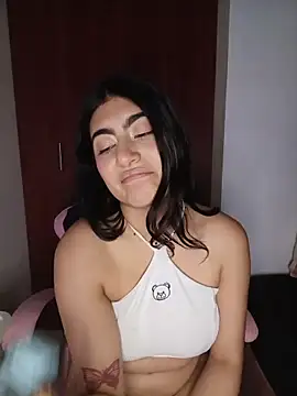 miakhalifaaa  online show from February 26, 12:09 am