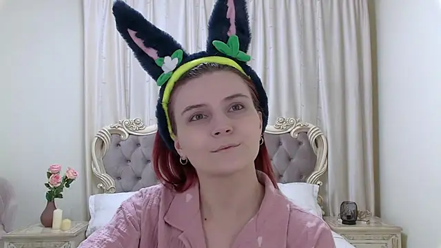 KellyStone online show from November 4, 5:07 pm