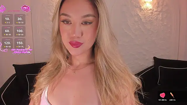 RebeccaHudson online show from March 13, 8:10 pm