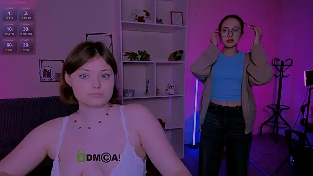 nikole kitt online show from October 12, 8:00 pm