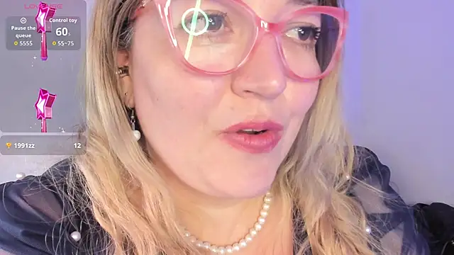 Naty Mature  online show from April 14, 6:30 pm