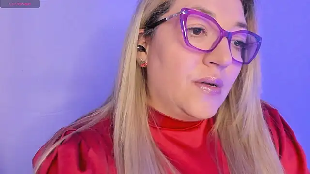 Naty Mature  online show from February 5, 6:44 pm