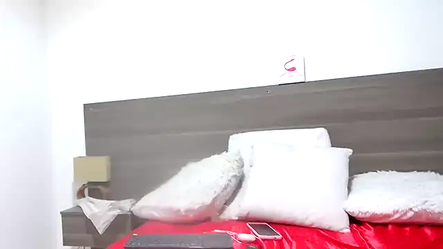 Snapshot of JESSYCHERNOBIL chatting on September 15, 10:56 am JESSYCHERNOBIL online show from September 15, 10:56 am