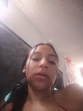 emma ambar online show from February 2, 6:40 pm