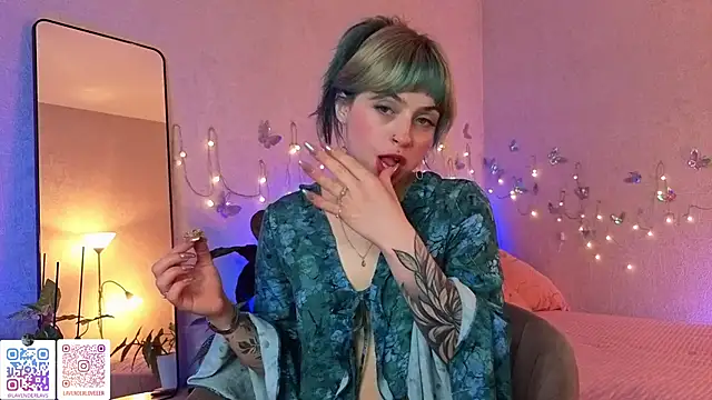 lavenderluxe online show from June 1, 7:04 pm