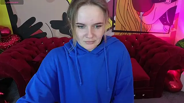 MaribelRiverr  online show from April 13, 5:42 am