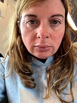 Lombada online show from October 25, 2:35 pm