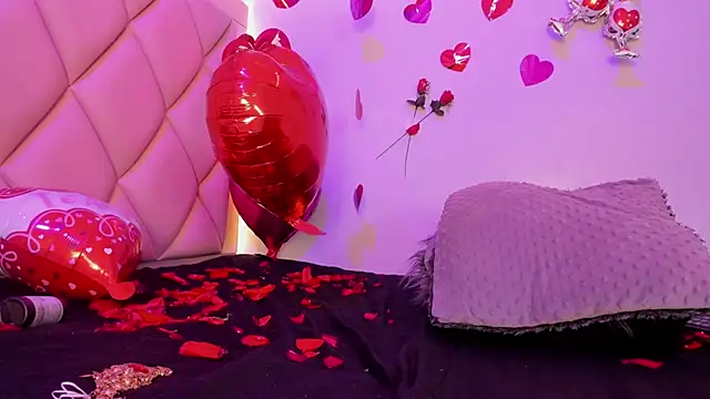 AntonellaQueenn online show from February 14, 11:56 am