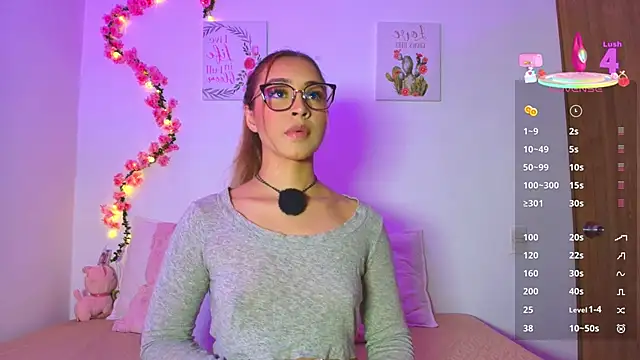 PollyGrey  online show from February 6, 3:21 am