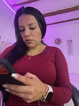 Milff parkerrr online show from March 2, 11:10 pm