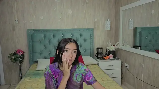 Marcelaa fox online show from April 14, 10:10 pm